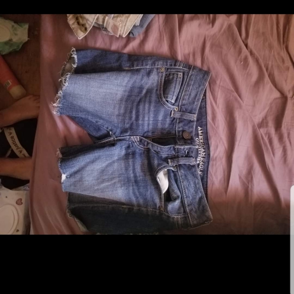 AMERICAN EAGLE SHORTS